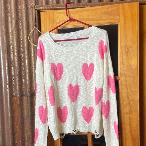 wild fable Sweaters - Wild Fable Cream Sweater with Pink Hearts, Size XL